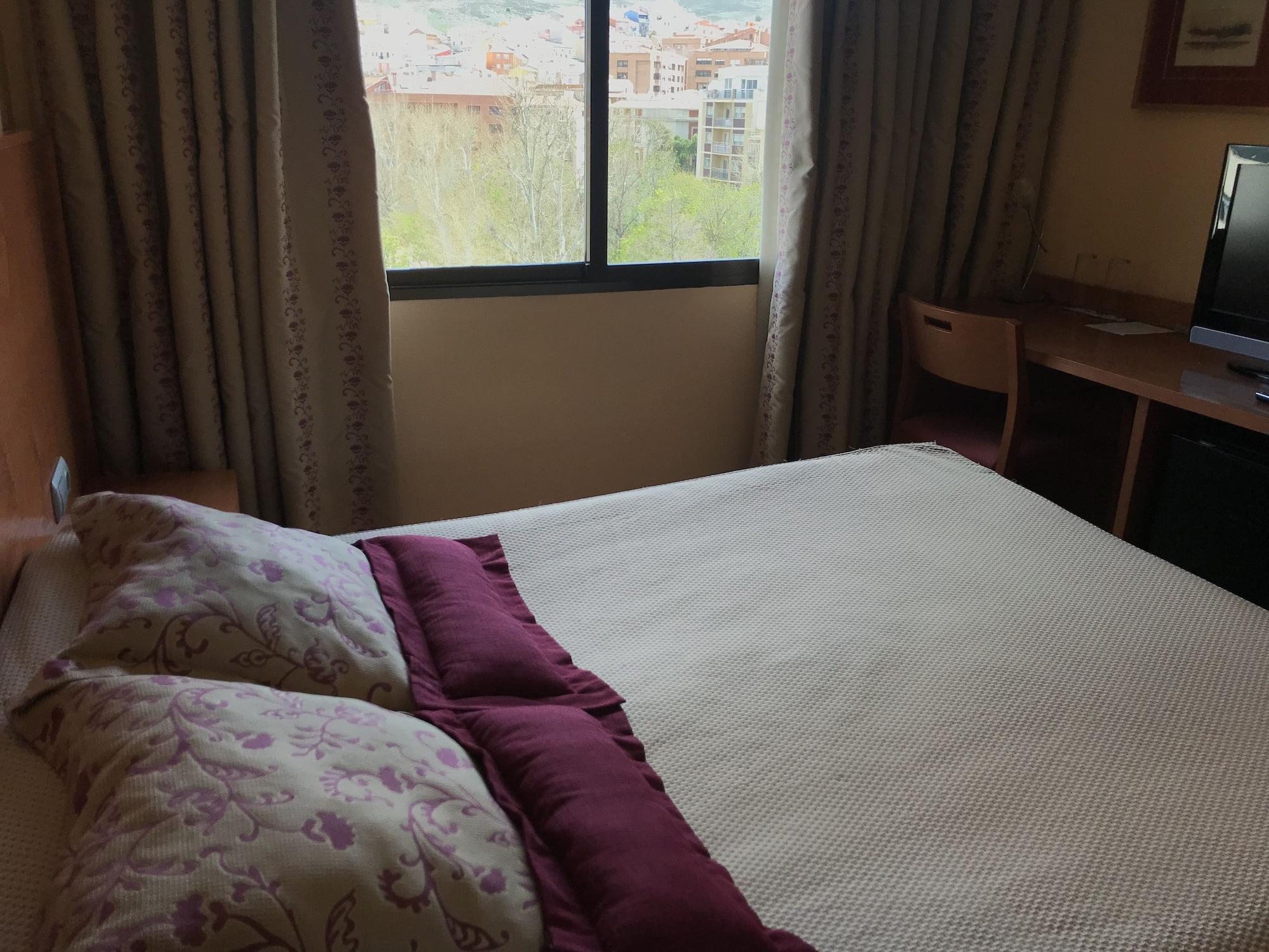 Hotel Alfonso VIII De Cuenca Куэнка Экстерьер фото